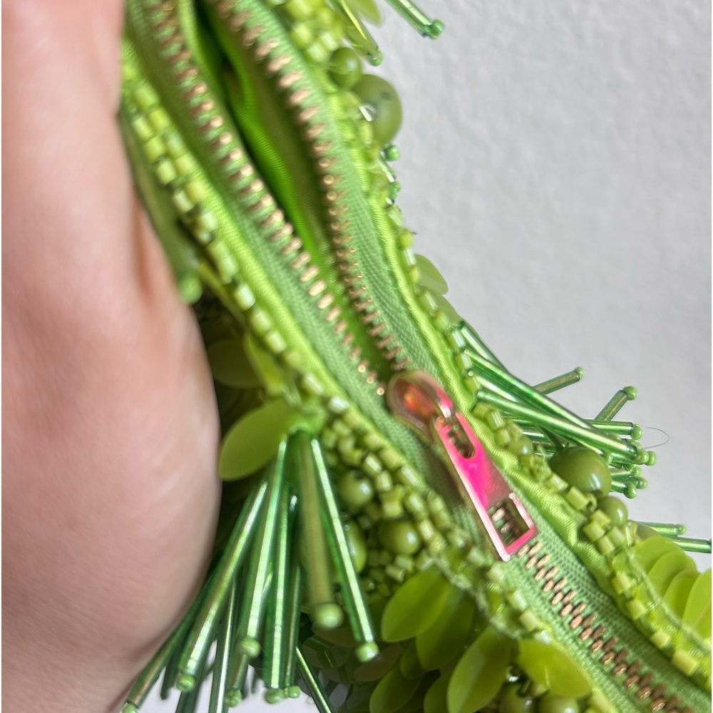 GREEN BEADED VRIAL BAG BY HANDCRAFTED BY INDIA - Picture 6 of 8